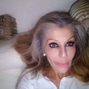 Meet your Posher, Lorraine